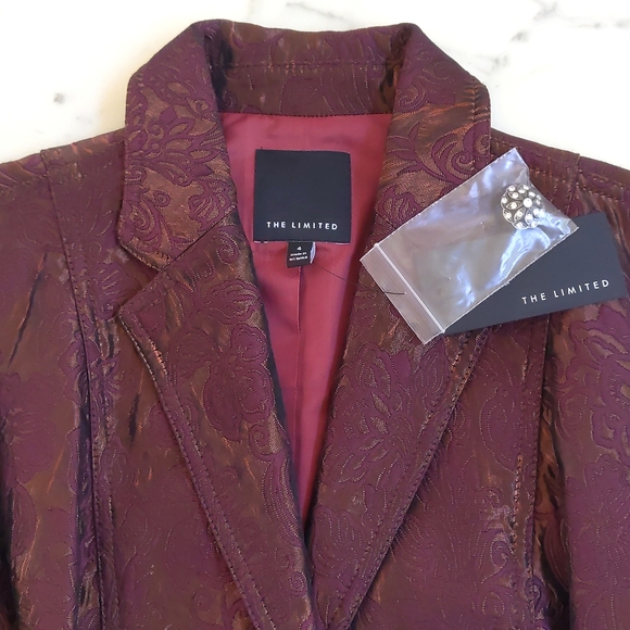 NWT. The Limited Fully lined burgundy brown jacquard blazer with jeweled buttons - Picture 3 of 8